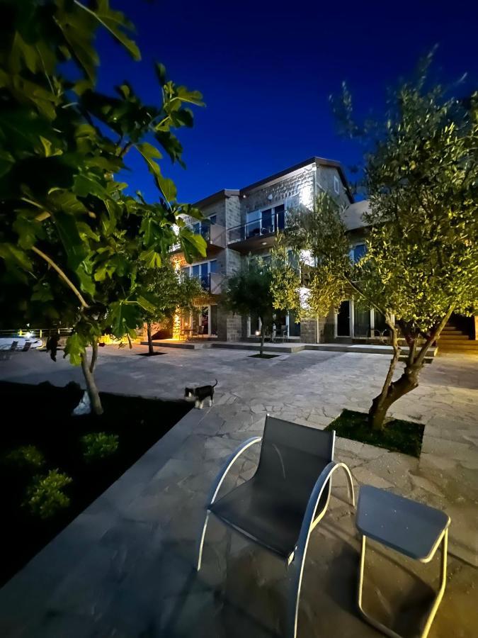 Apartments Edera Tivat Eksteriør billede