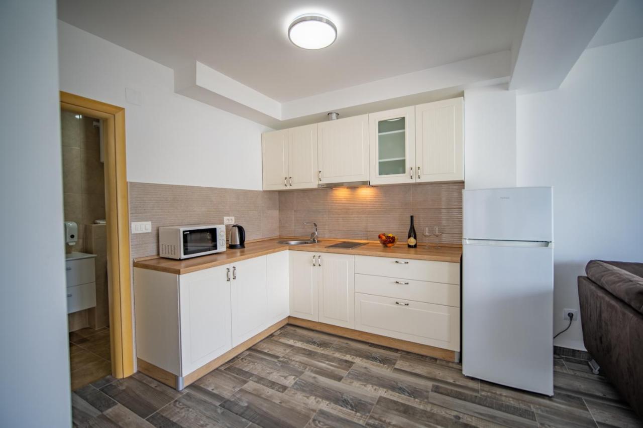 Apartments Edera Tivat Eksteriør billede