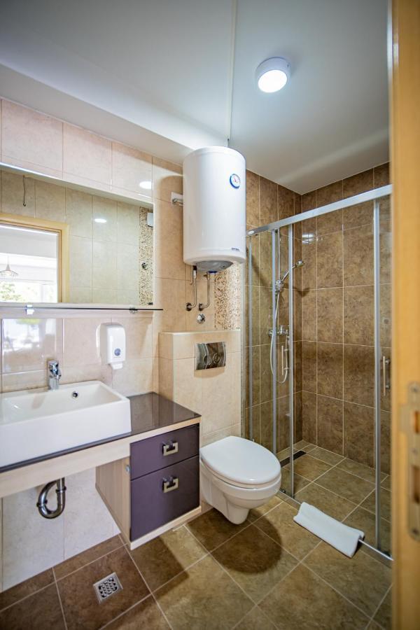 Apartments Edera Tivat Eksteriør billede